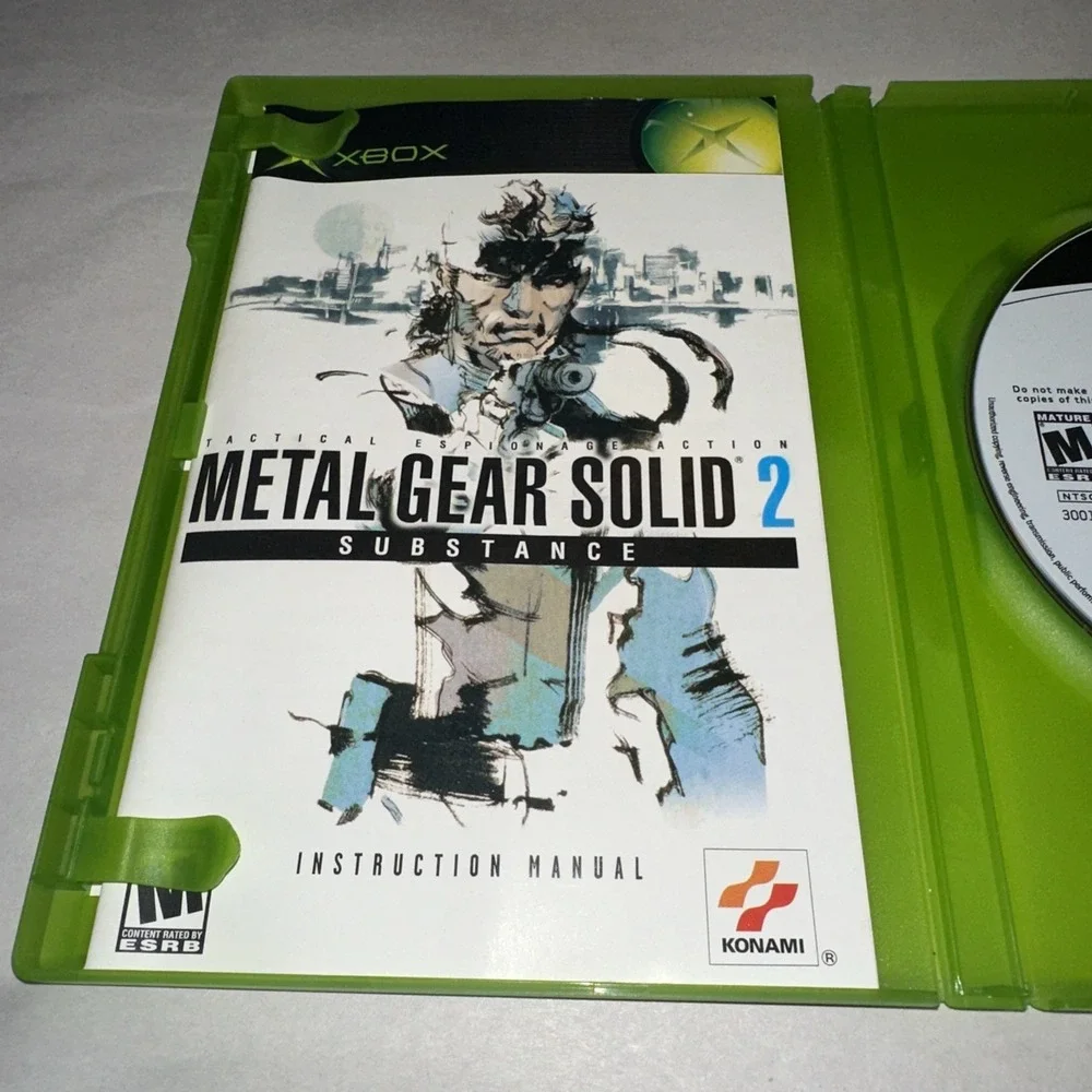 Metal Gear Solid 2: Substance (Microsoft Xbox, 2002) Complete CIB W/ Manual